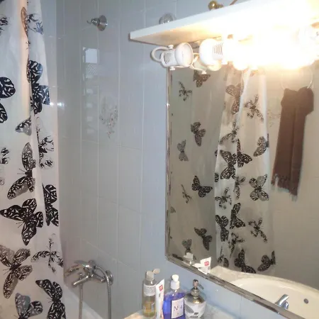 Apartamento Квартира Для Семьи, 85 М, 20 Мин К Морю, 24 Часа Парковка
