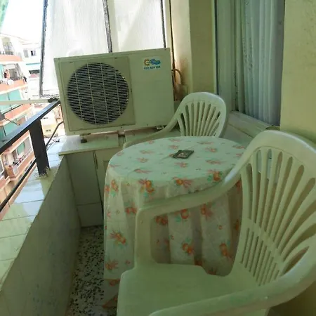 Квартира Для Семьи, 85 М, 20 Мин К Морю, 24 Часа Парковка Apartment